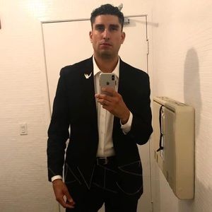 Meet your Posher, Raphael